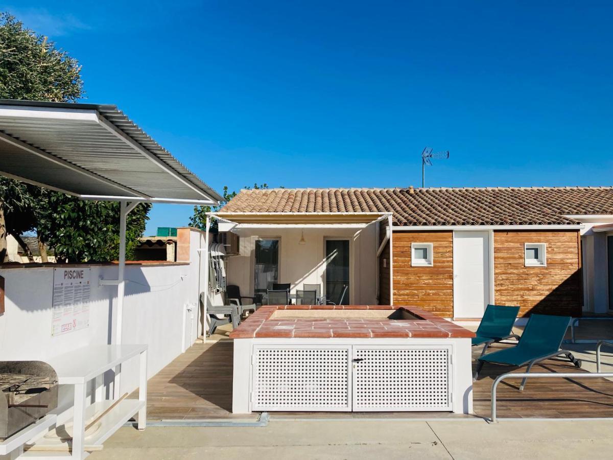 Blanco Y Madera Сasa de vacaciones Narbona